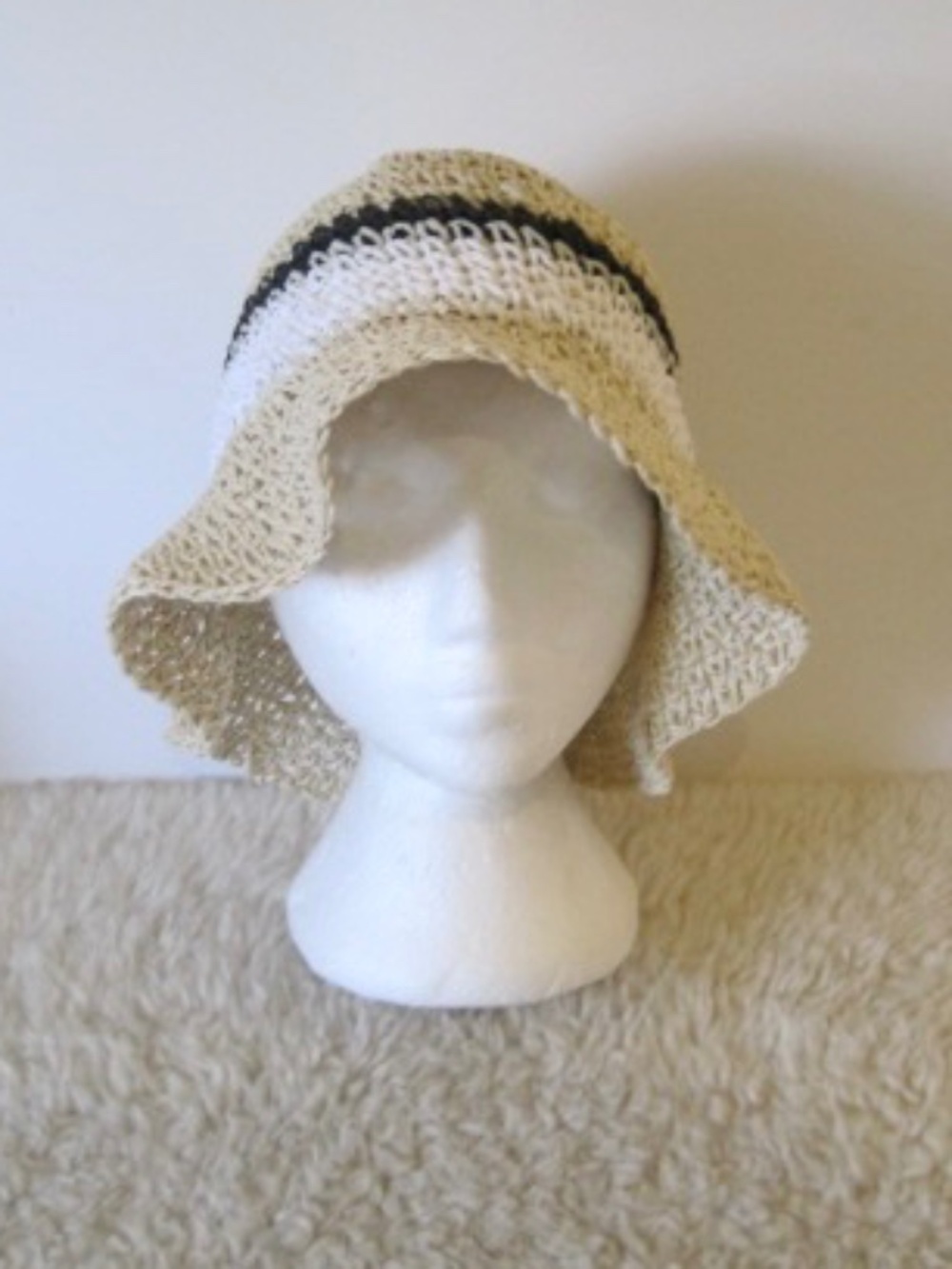 Studio Badgley Mischka  Woven Straw Hat